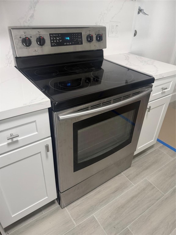 Lauderdale West 3 Sec 83- - Residential Lease