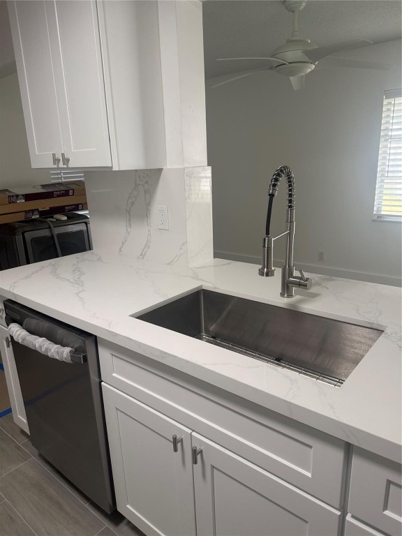 Lauderdale West 3 Sec 83- - Residential Lease