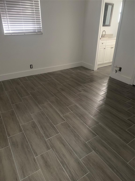 Lauderdale West 3 Sec 83- - Residential Lease