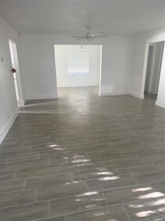 Lauderdale West 3 Sec 83- - Residential Lease