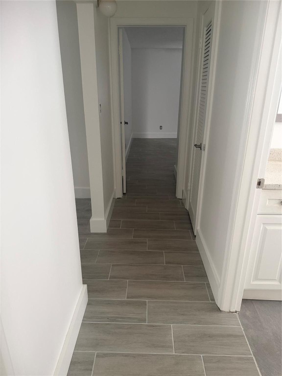 Lauderdale West 3 Sec 83- - Residential Lease