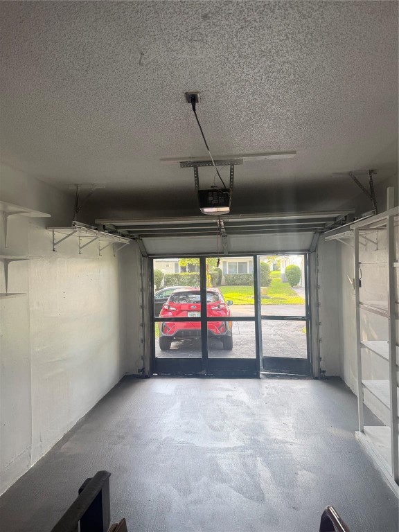 Lauderdale West 3 Sec 83- - Residential Lease