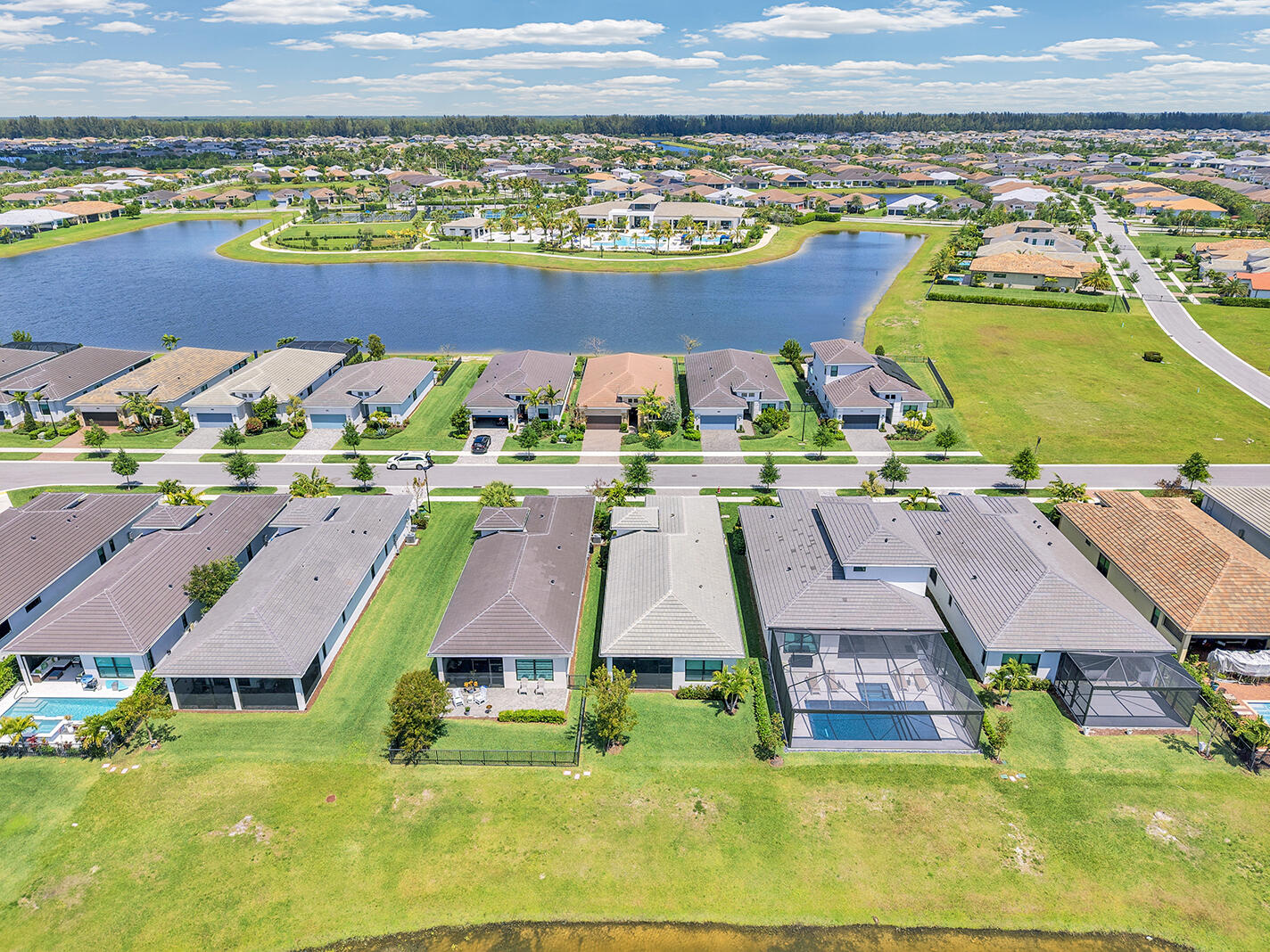 CRESSWIND PALM BEACH PHASE 3 - Residential