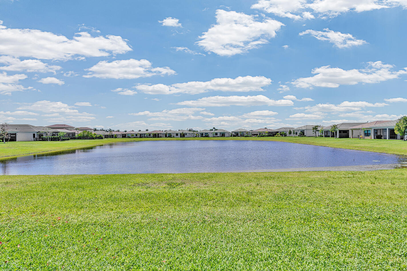 CRESSWIND PALM BEACH PHASE 3 - Residential