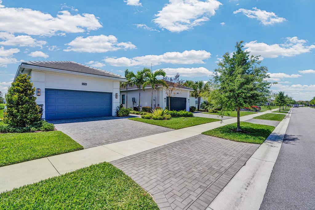 Photo of 15780 Key Biscayne Lane, Westlake, FL 33470 (MLS # B26012575)