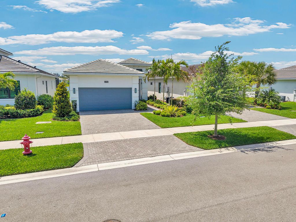 Photo of 15780 Key Biscayne Lane, Westlake, FL 33470 (MLS # B26012575)