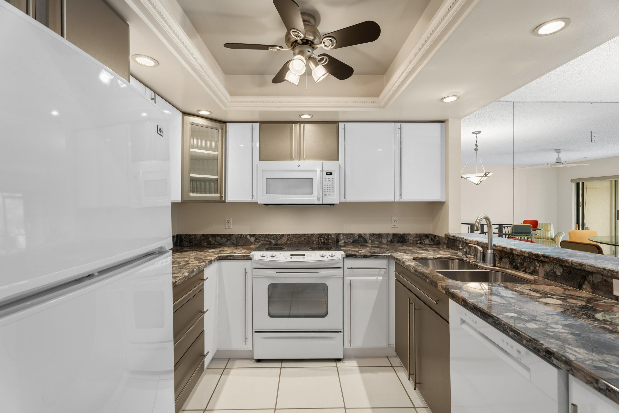 FISHERMAN'S LANDING CONDO - Residential