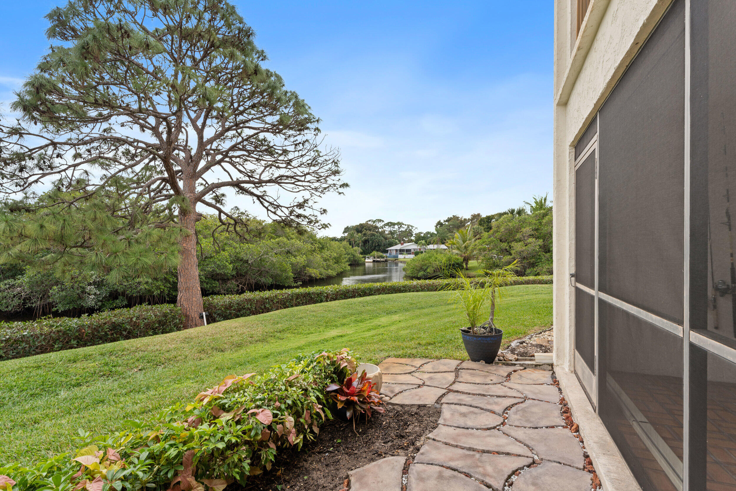 FISHERMAN'S LANDING CONDO - Residential