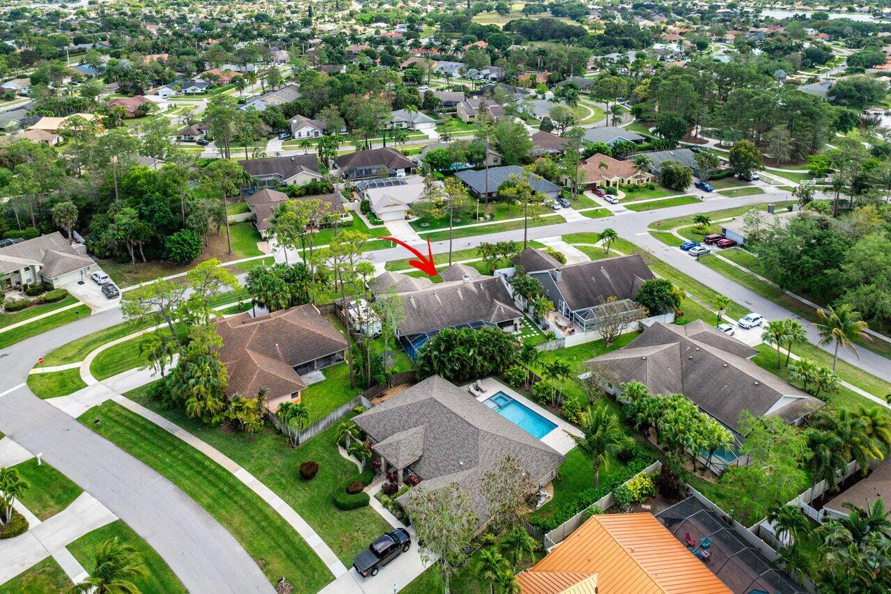 GREENVIEW SHORES 1 OF WELLINGTON - Residential