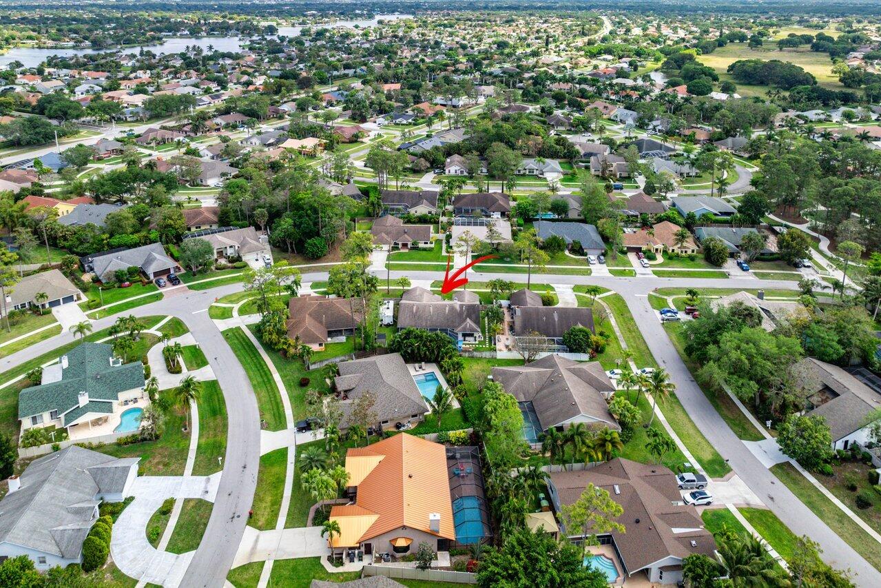 GREENVIEW SHORES 1 OF WELLINGTON - Residential