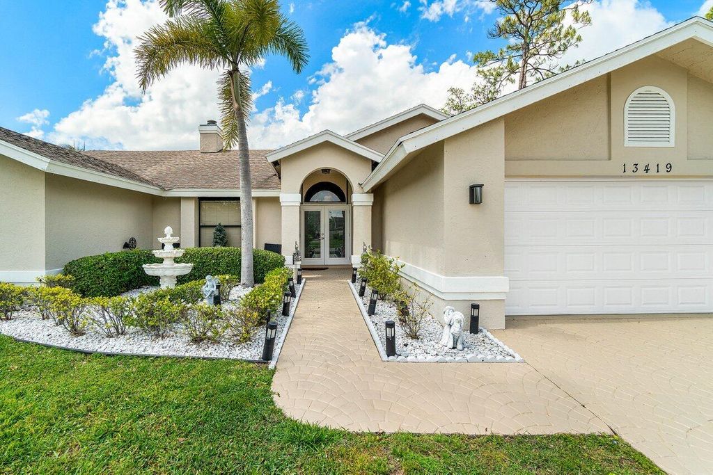 Photo of 13419 Northumberland Circle, Wellington, FL 33414 (MLS # R11167140)