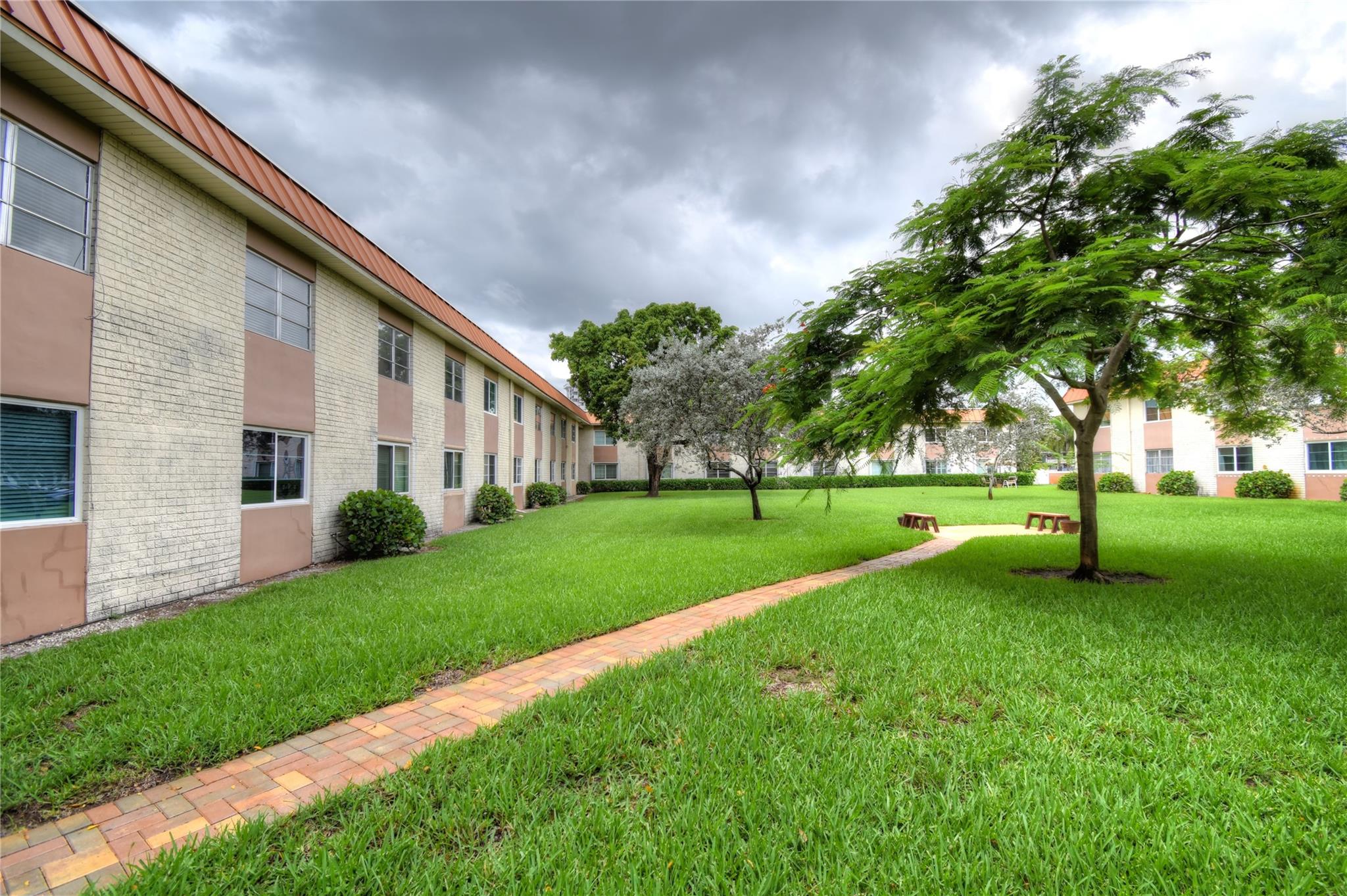 Manor Grove Village One I - Residential Lease