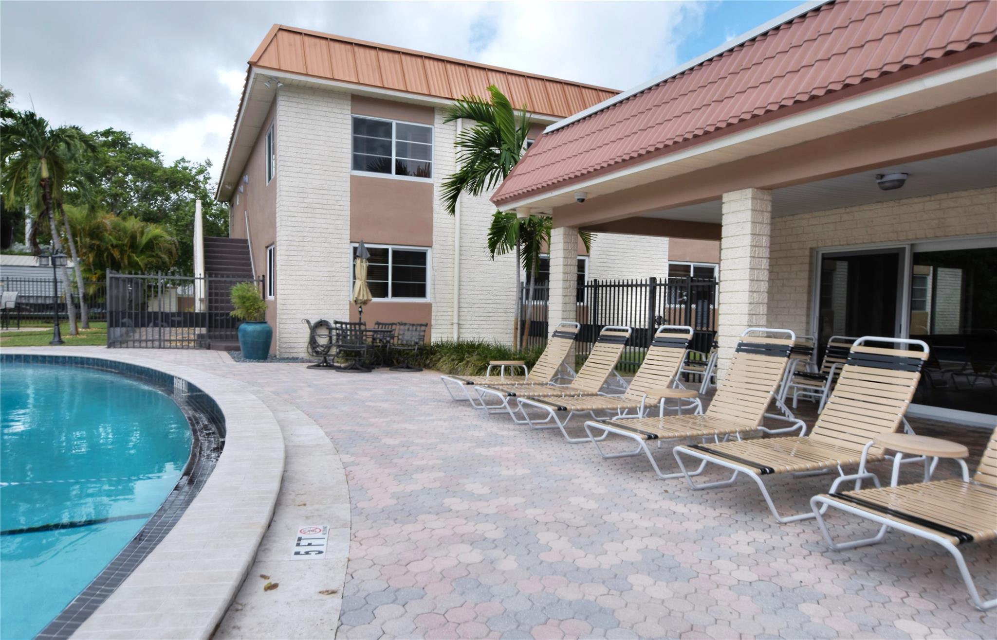 Manor Grove Village One I - Residential Lease