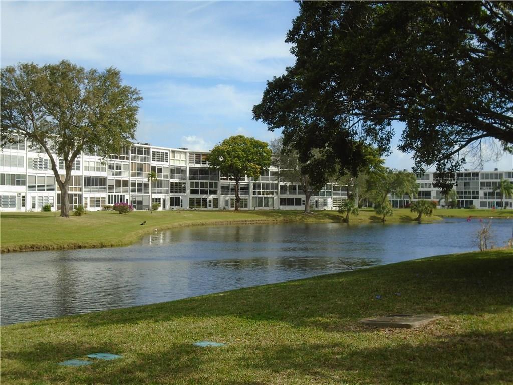 CENTURY VILLAGE EAST - Residential