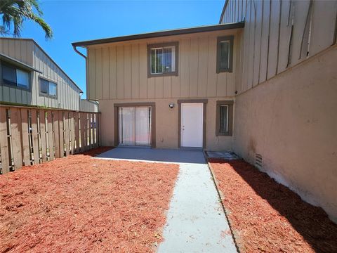 2118 NW 59th Ter 80-B Lauderhill FL 33313
