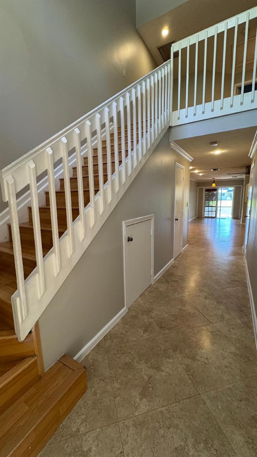 2032 Discovery Cir 2032