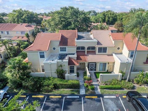 A home in Deerfield Beach