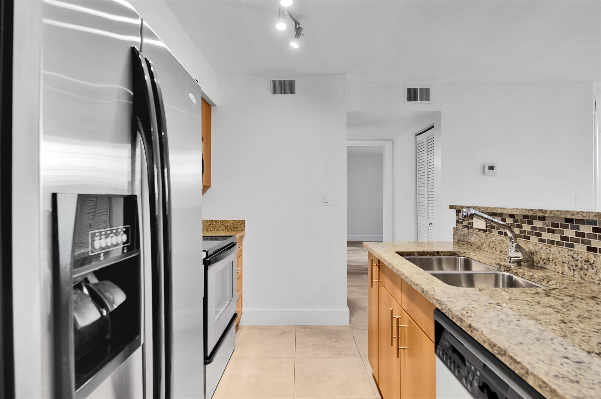 BAHIA AT DELRAY CONDO - Residential