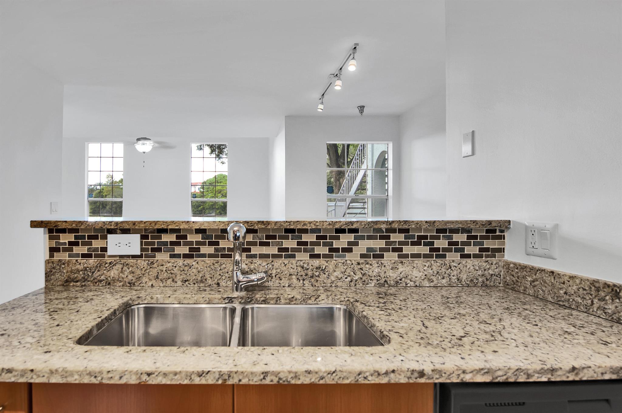 BAHIA AT DELRAY CONDO - Residential