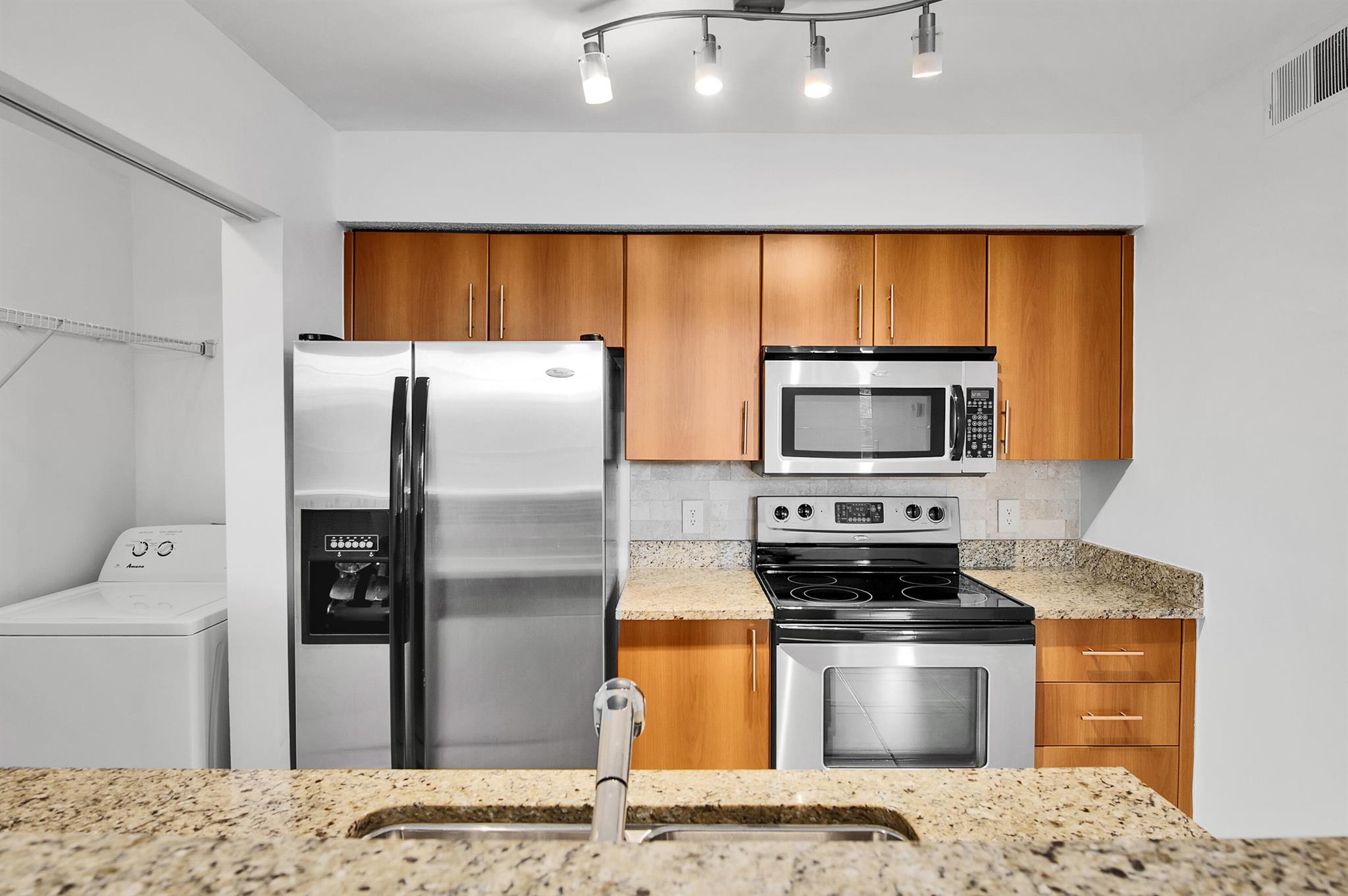 BAHIA AT DELRAY CONDO - Residential