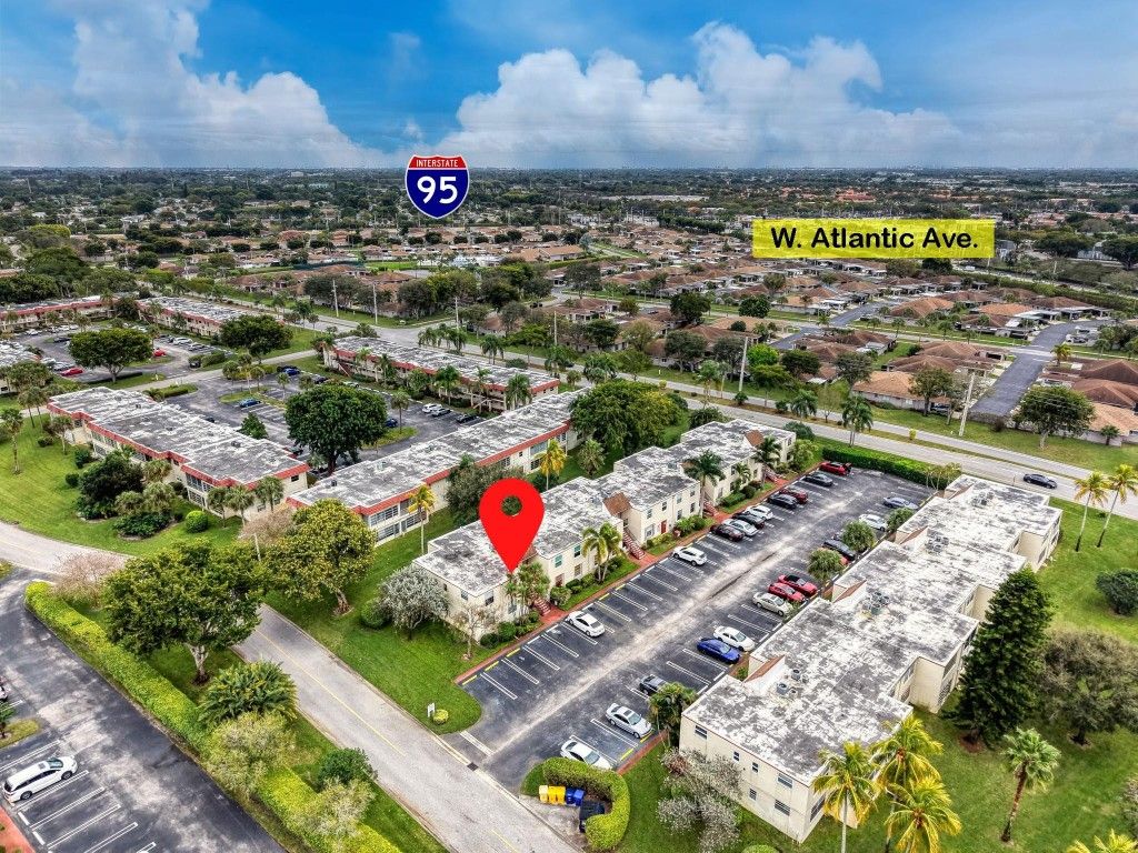 Photo of 7 Willowbrook Lane #101, Delray Beach, FL 33446 (MLS # F10548977)