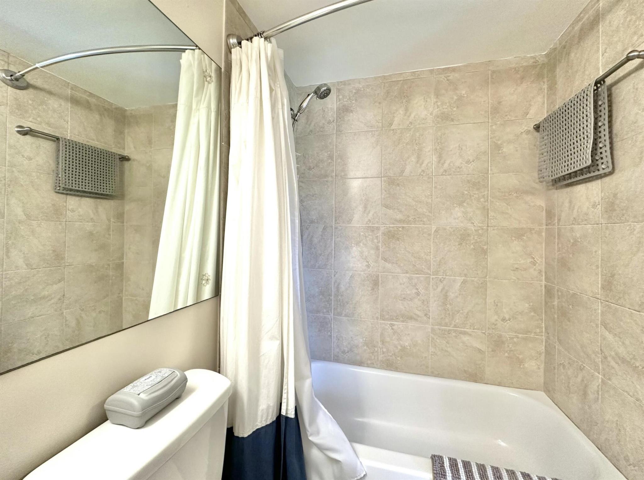 NORWICH CONDO - Residential Lease