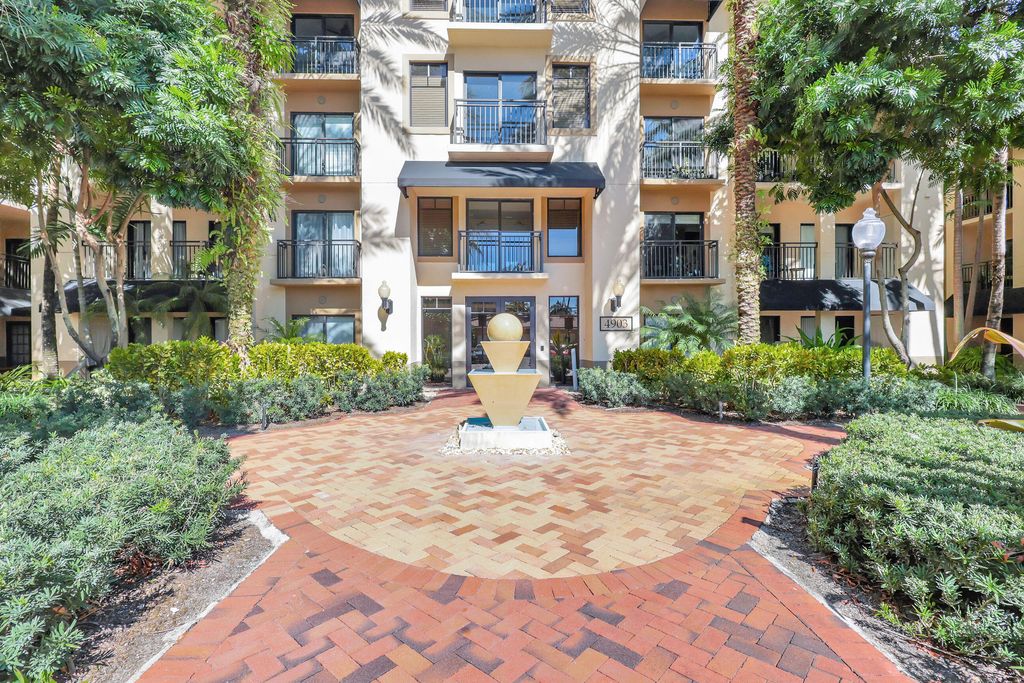 Photo of 4903 Midtown Lane #3215, Palm Beach Gardens, FL 33418 (MLS # R10956201)