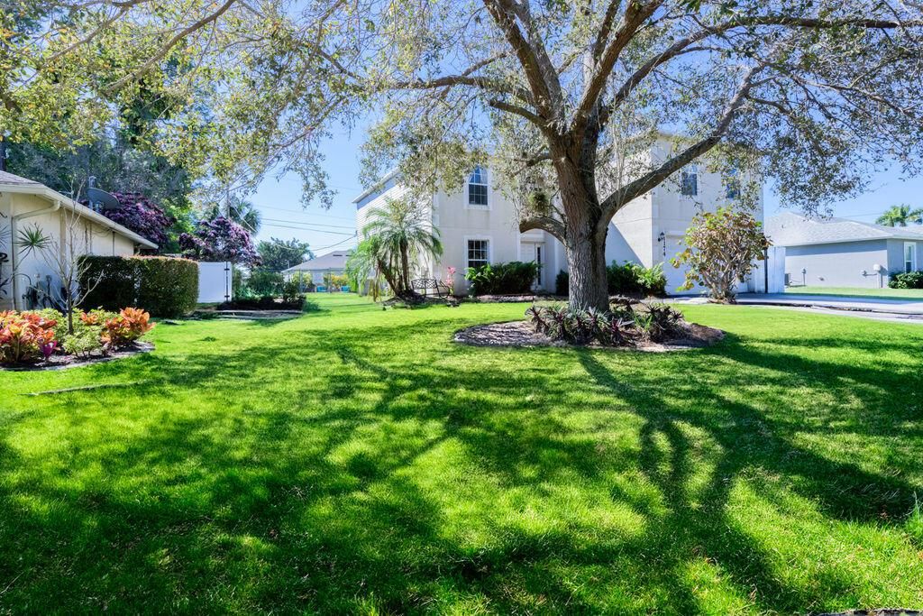 Photo of 1174 SW Babcock Avenue, Port Saint Lucie, FL 34953 (MLS # R10963300)