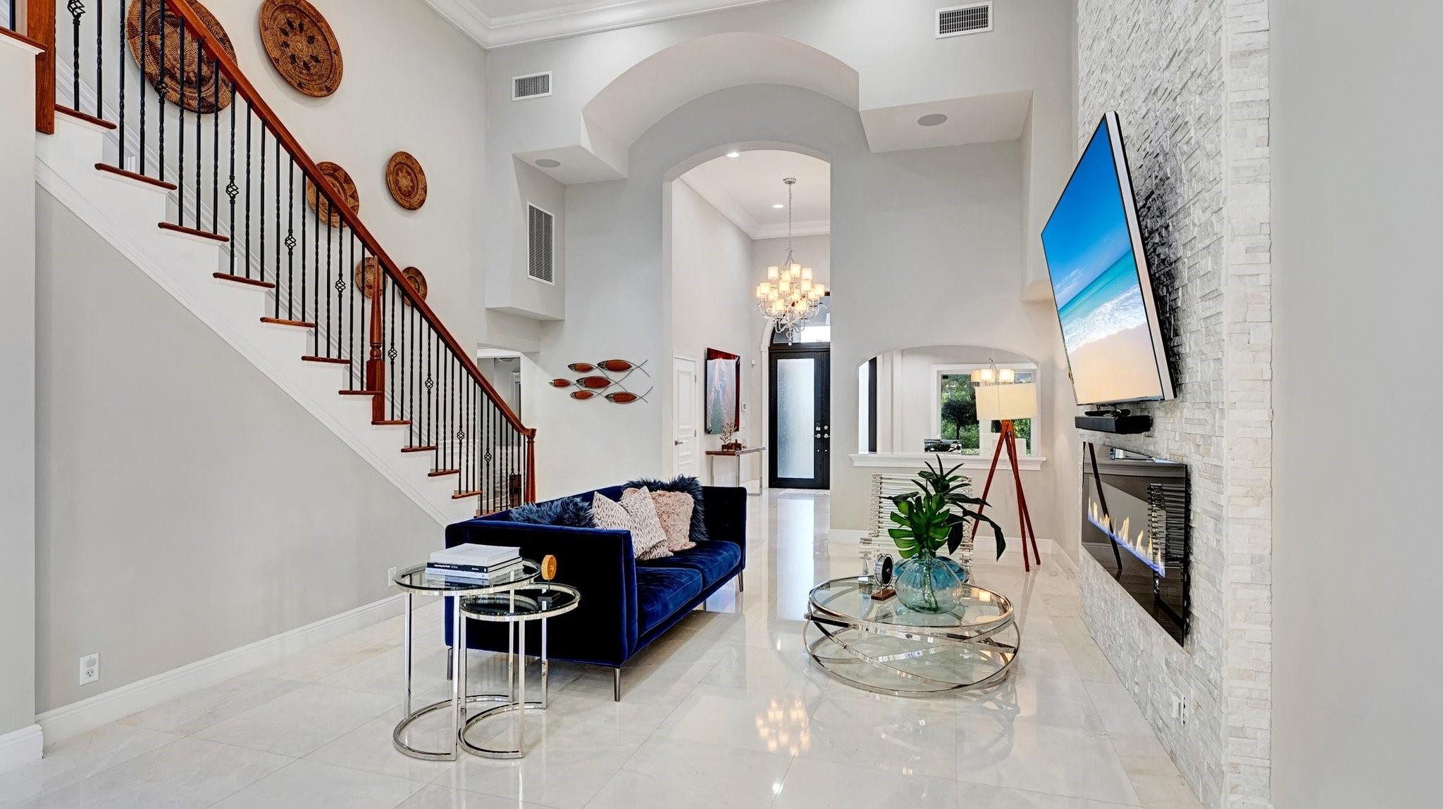 SANTA BARBARA SHORES - Residential