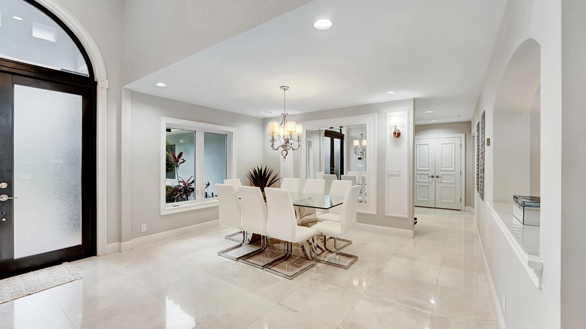 SANTA BARBARA SHORES - Residential