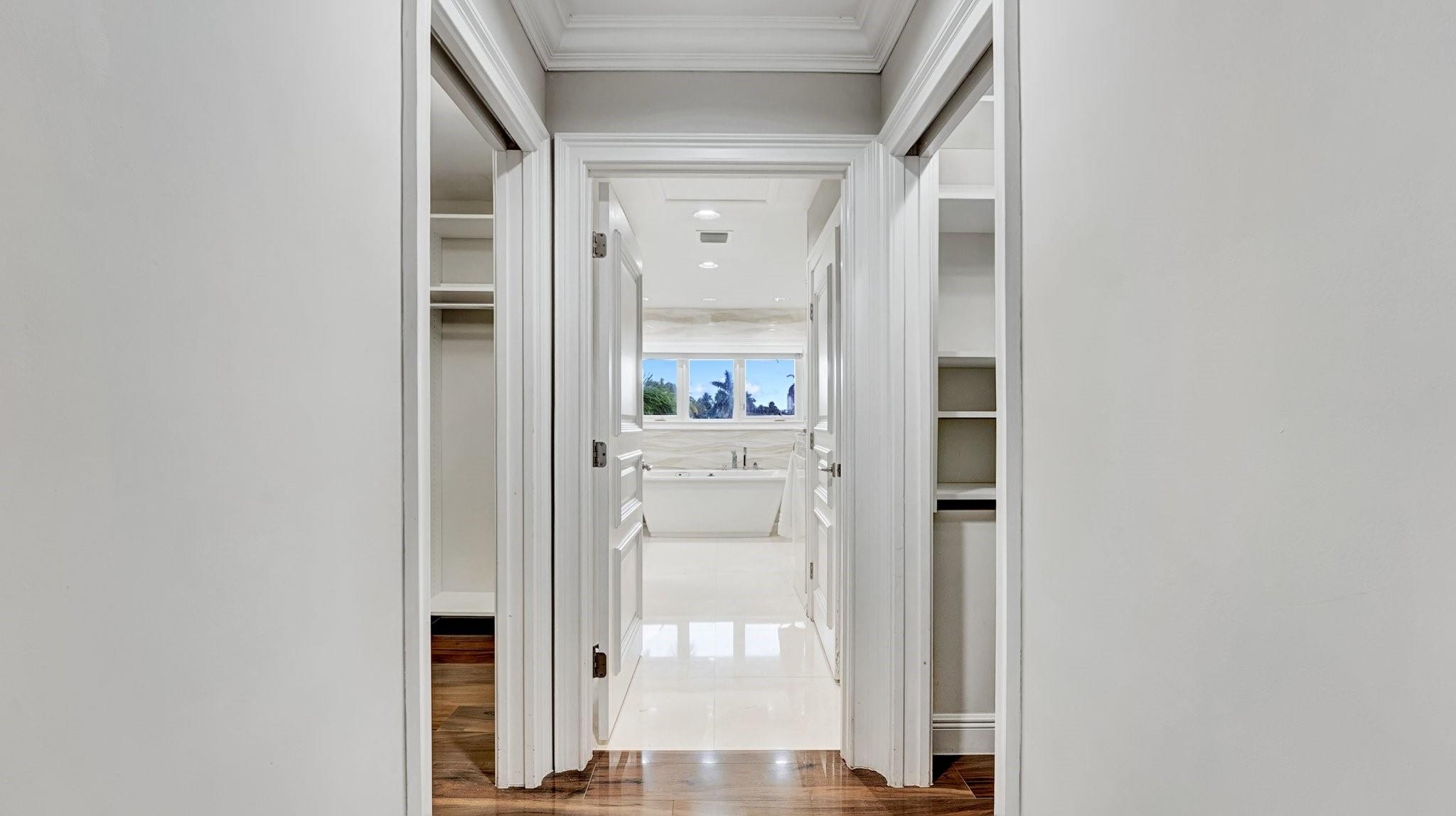 SANTA BARBARA SHORES - Residential