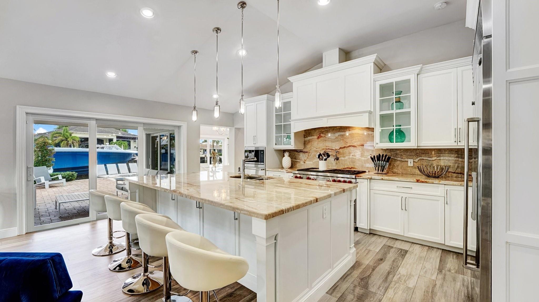 SANTA BARBARA SHORES - Residential