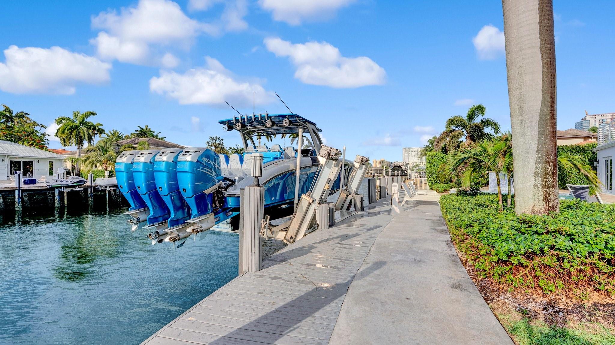 SANTA BARBARA SHORES - Residential