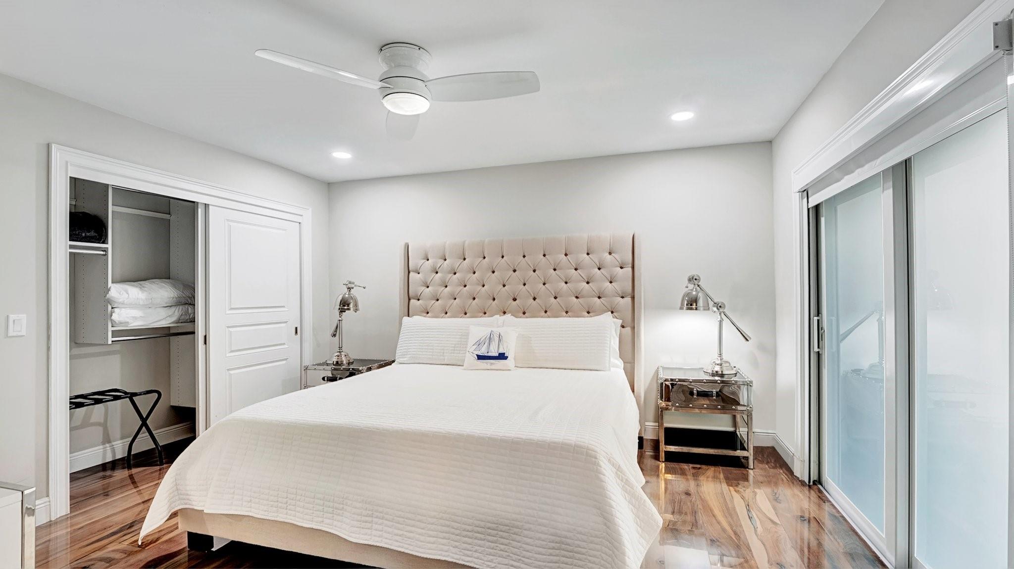 SANTA BARBARA SHORES - Residential