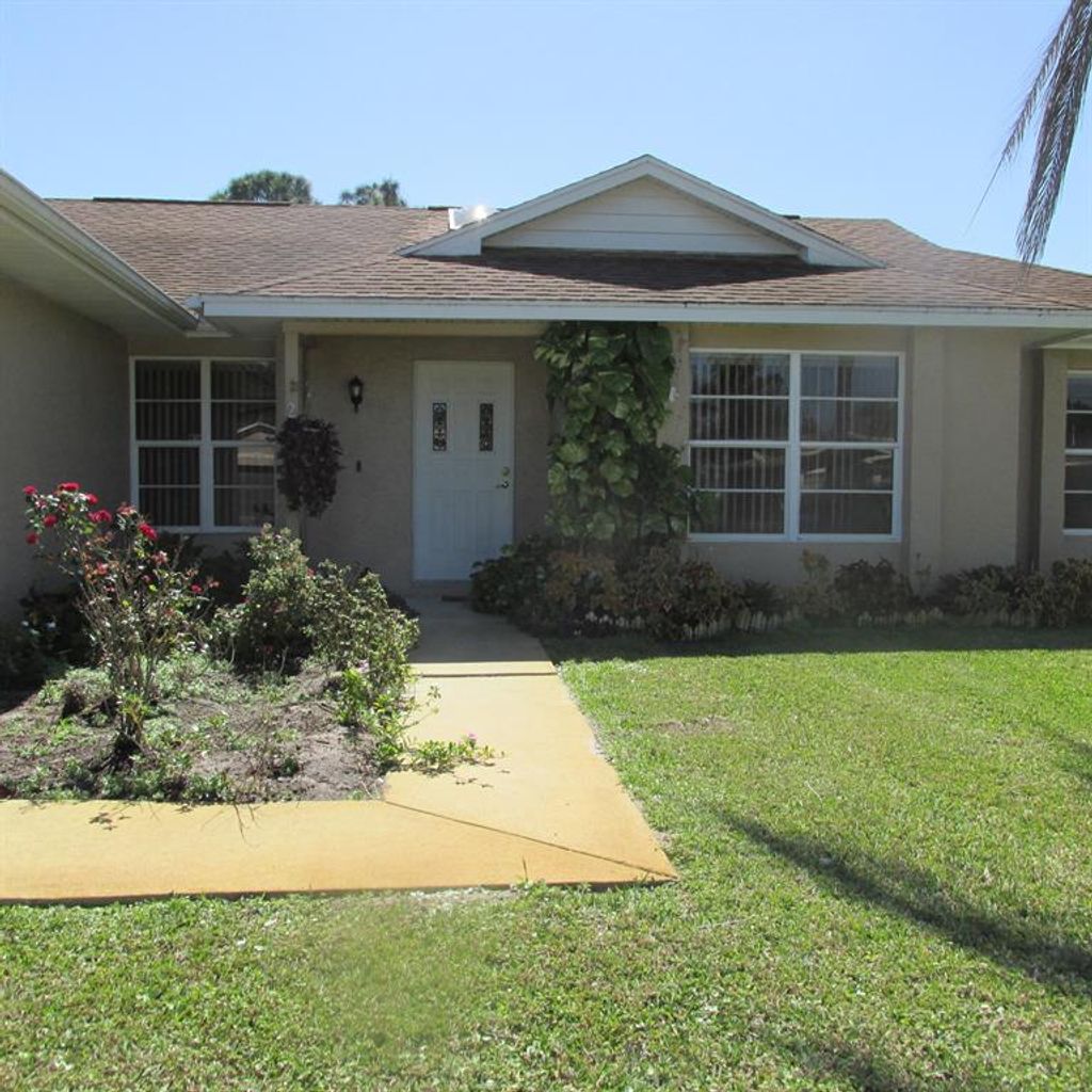 Photo of 2232 SE Longhorn Avenue, Port Saint Lucie, FL 34952 (MLS # R10693977)