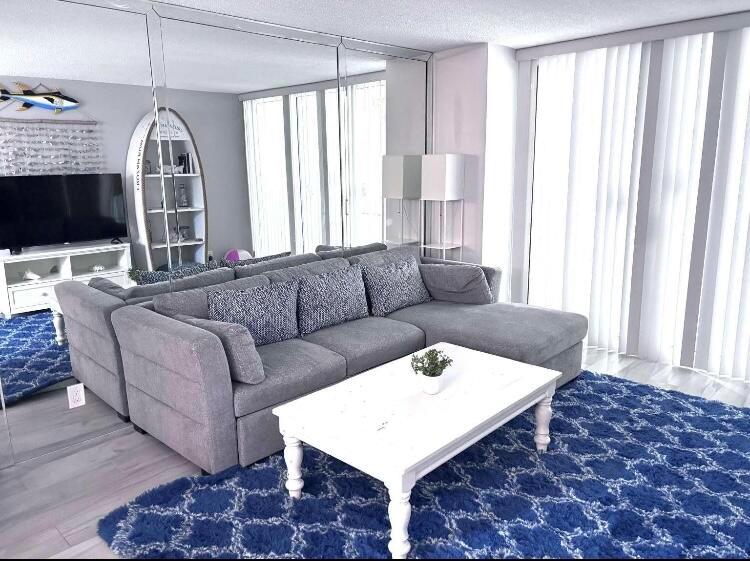 POMPANO BEACH CLUB - Residential Lease