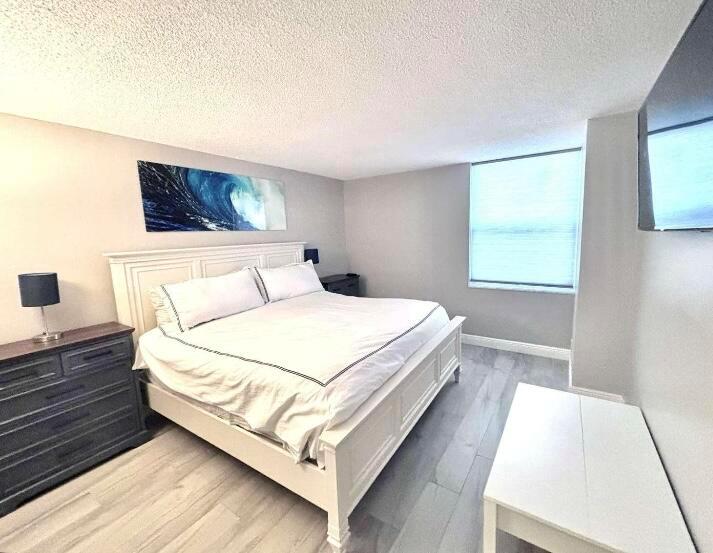 POMPANO BEACH CLUB - Residential Lease