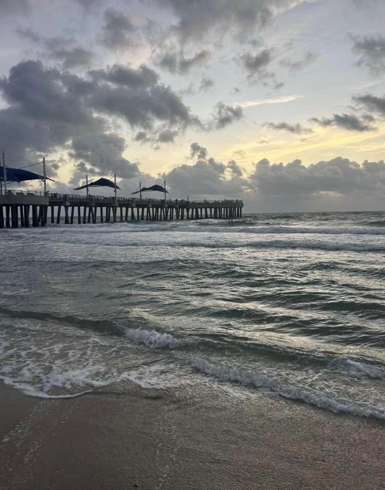 POMPANO BEACH CLUB - Residential Lease