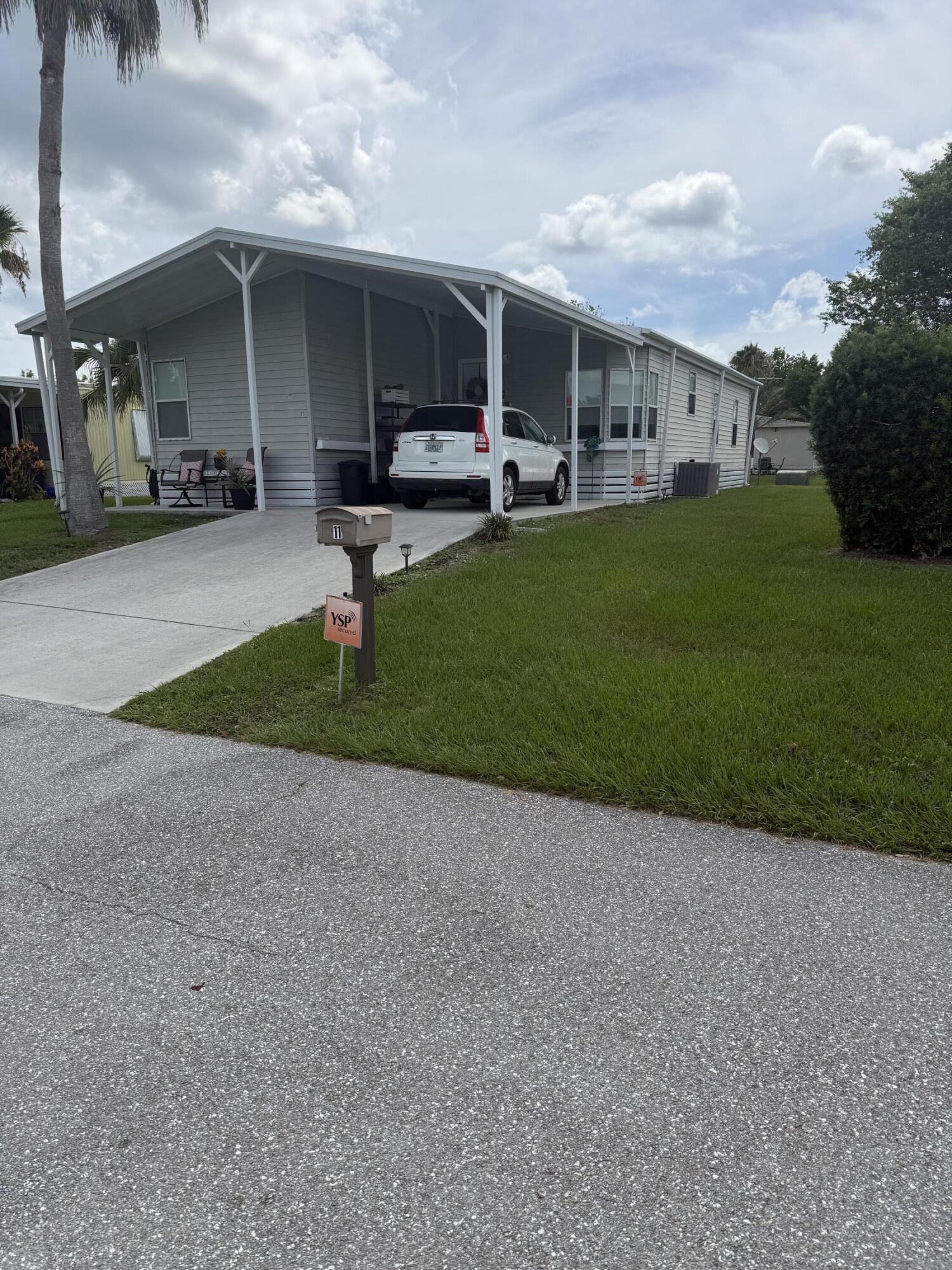 Photo 1 of 32 — 11 Nuevo Leon Road, Port St Lucie, FL 34952