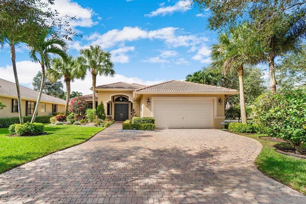 Photo of 11015 Via Lucca, Boynton Beach, FL 33437 (MLS # R10672053)