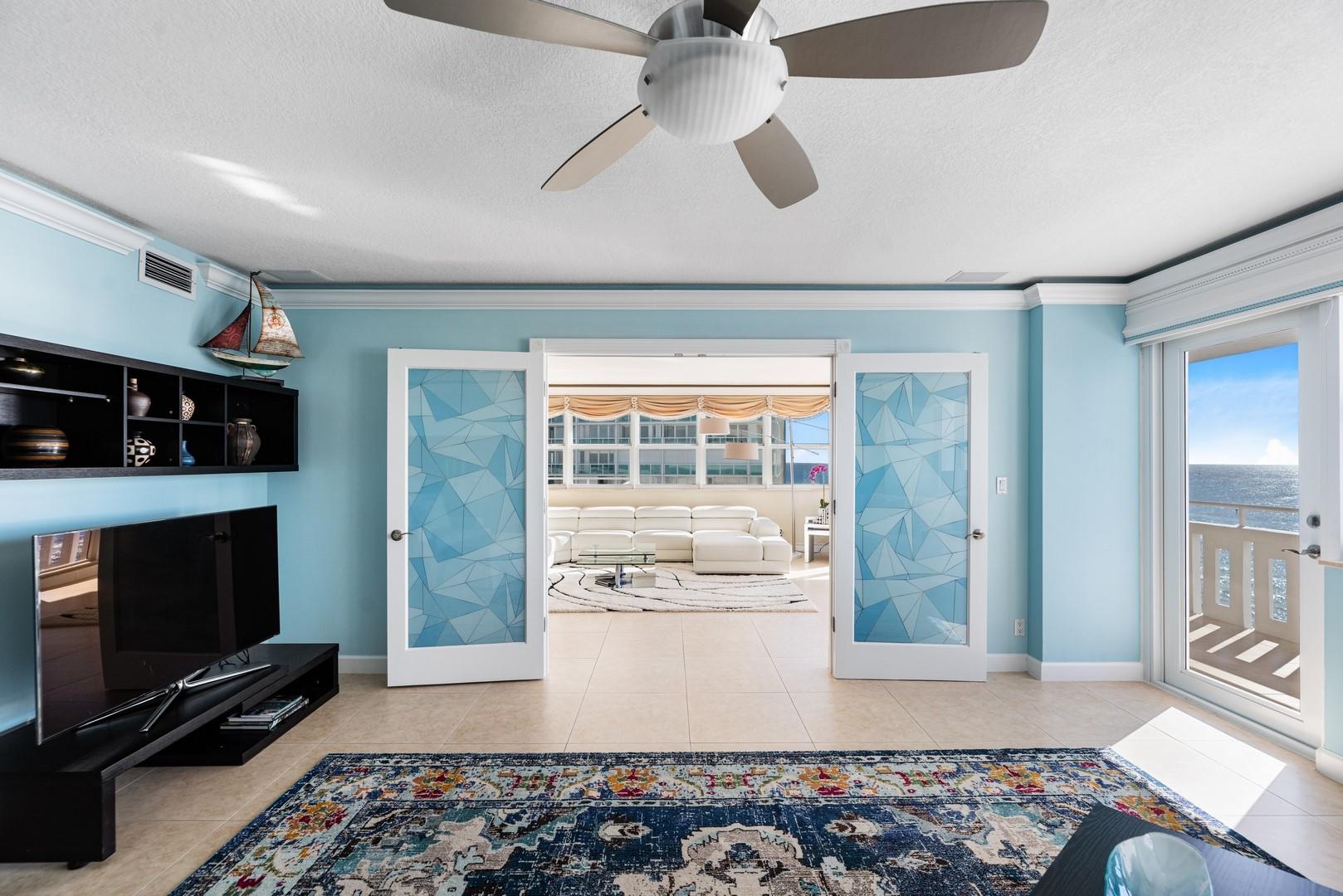 Everglades House Condo - Residential Lease