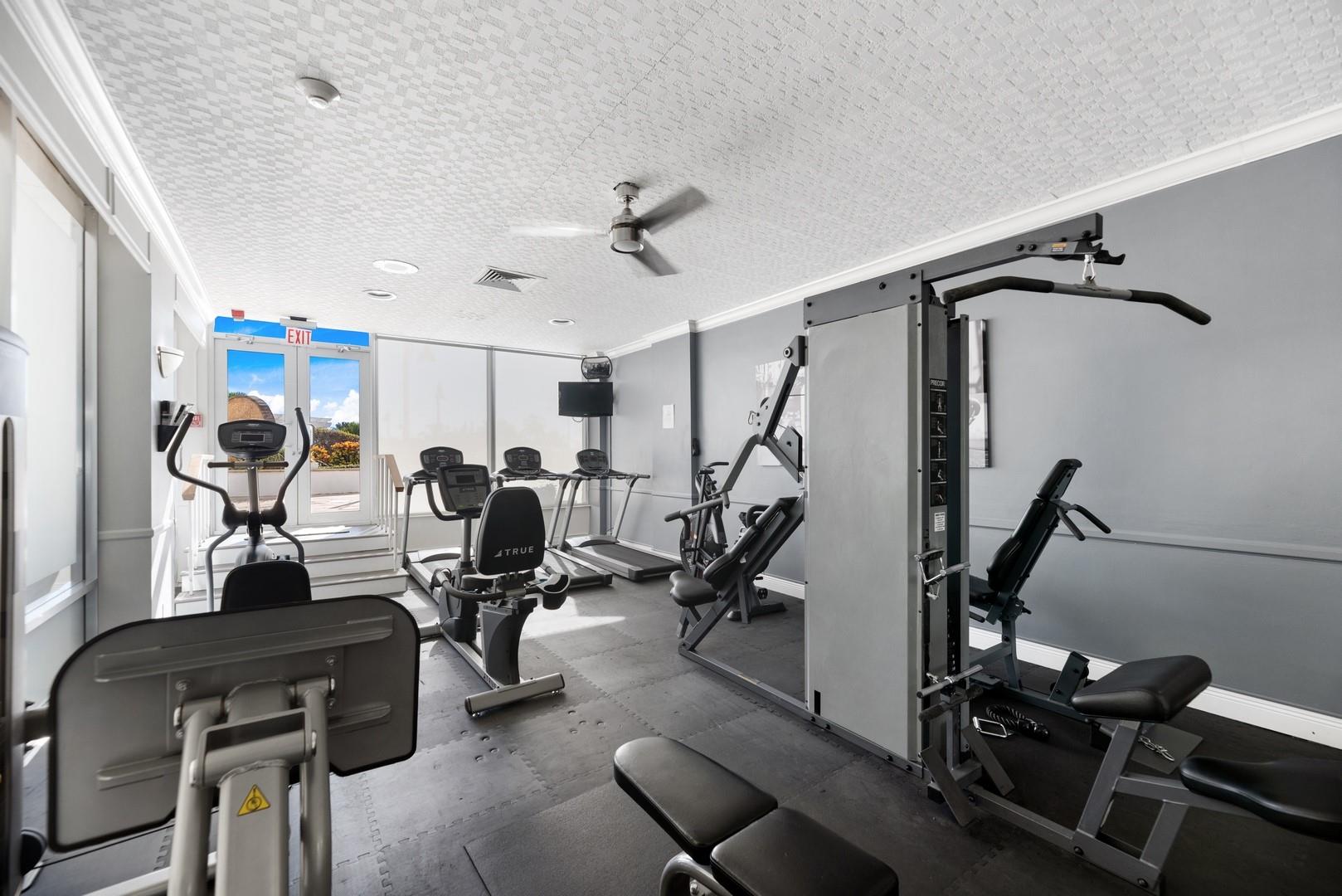 Everglades House Condo - Residential Lease