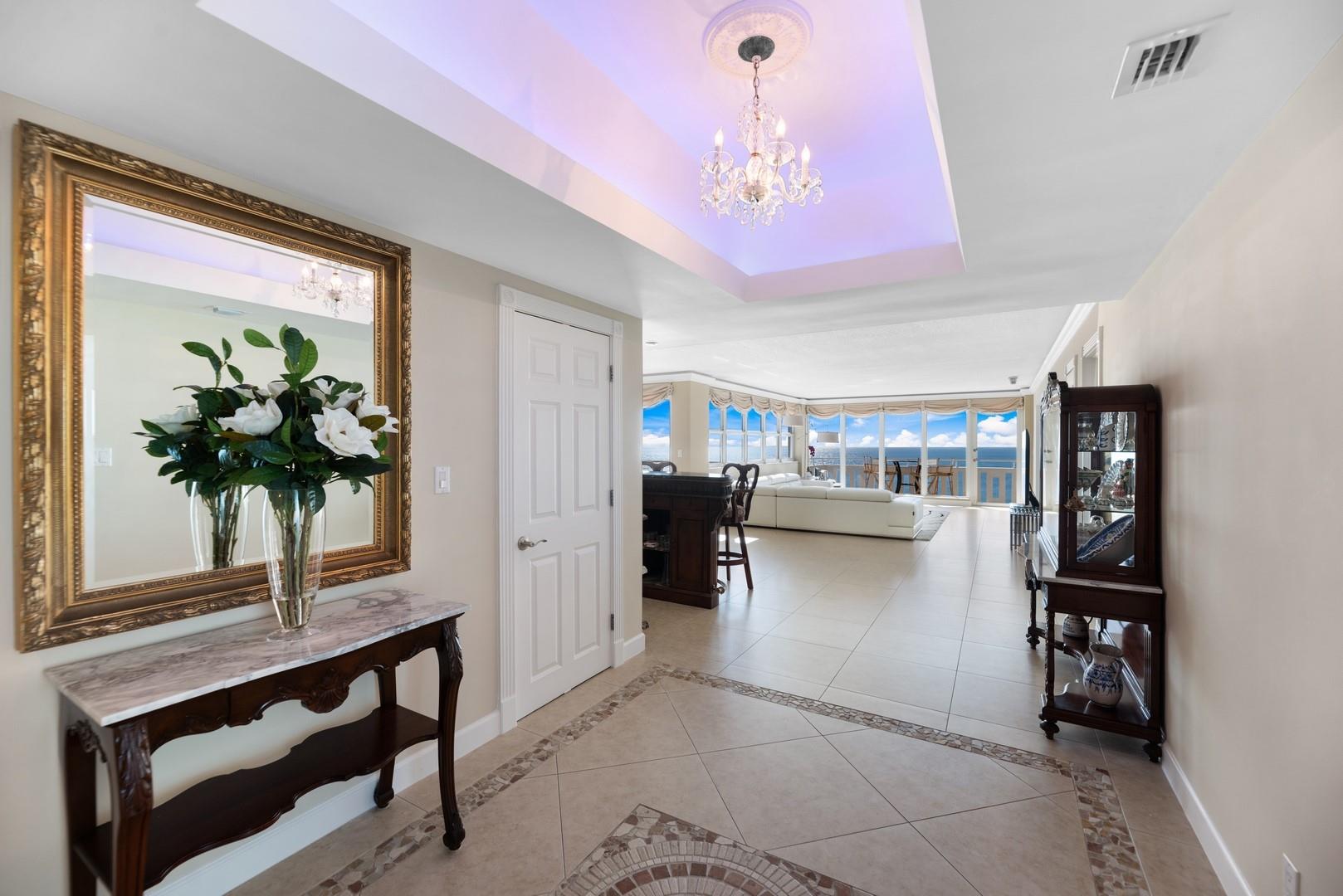 Everglades House Condo - Residential Lease
