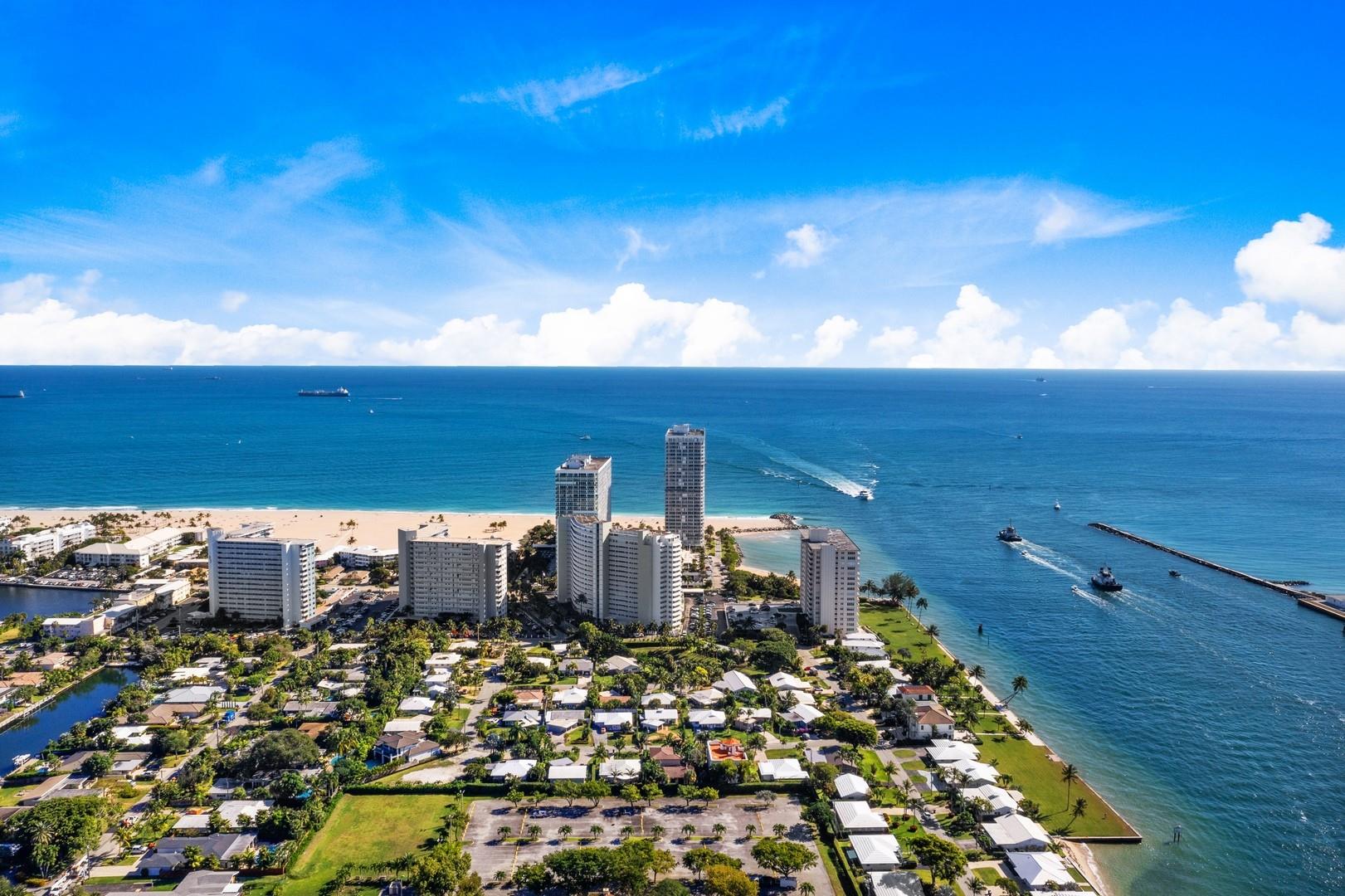 Everglades House Condo - Residential Lease