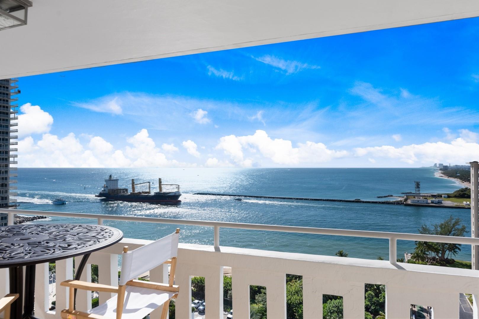 Everglades House Condo - Residential Lease
