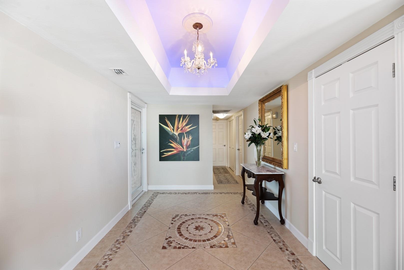 Everglades House Condo - Residential Lease
