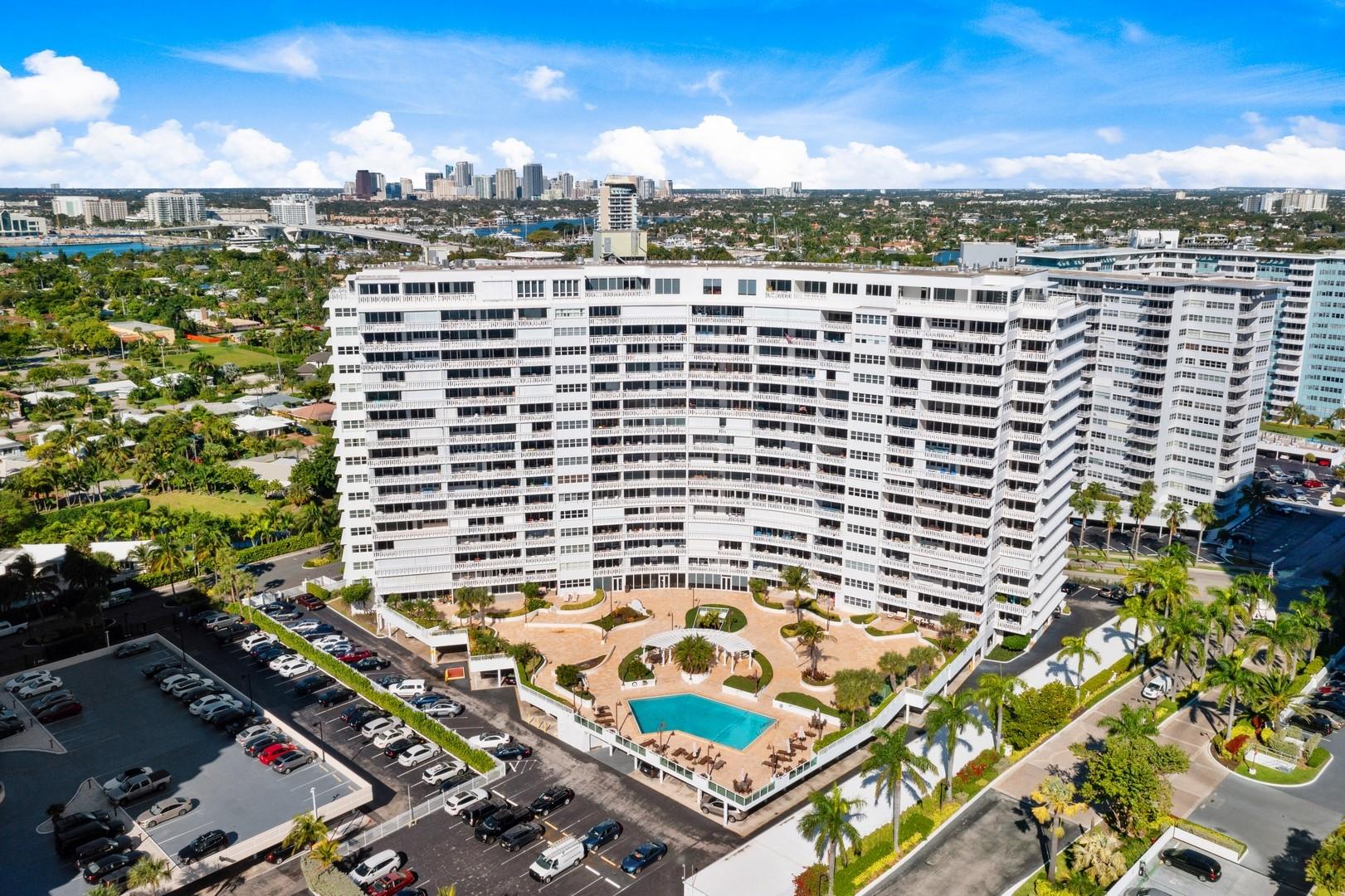 Everglades House Condo - Residential Lease
