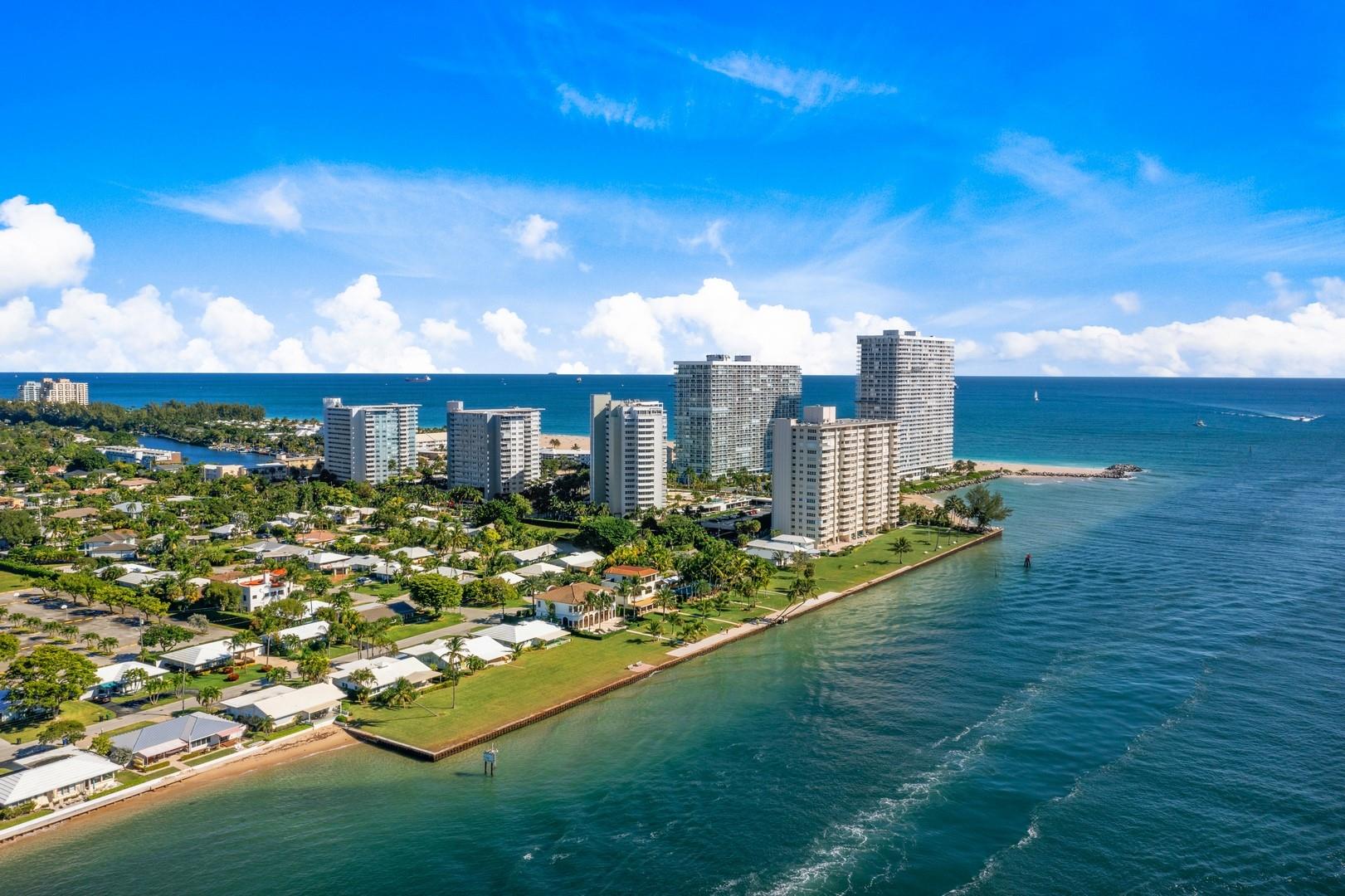 Everglades House Condo - Residential Lease