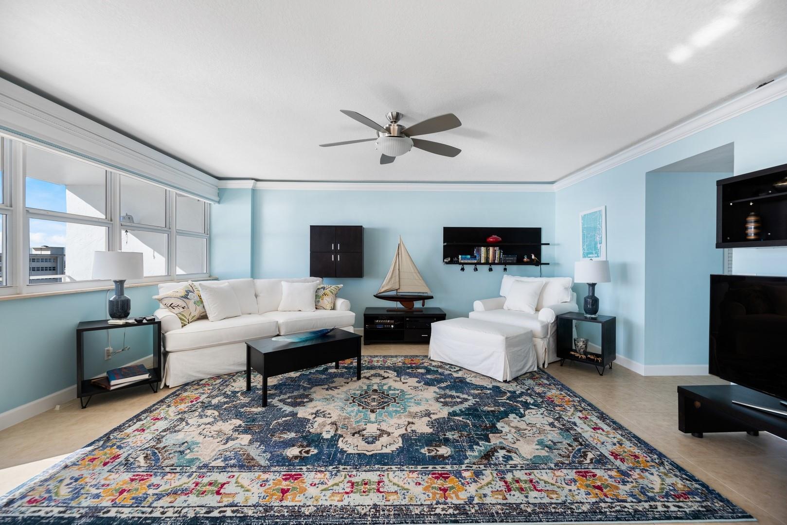 Everglades House Condo - Residential Lease