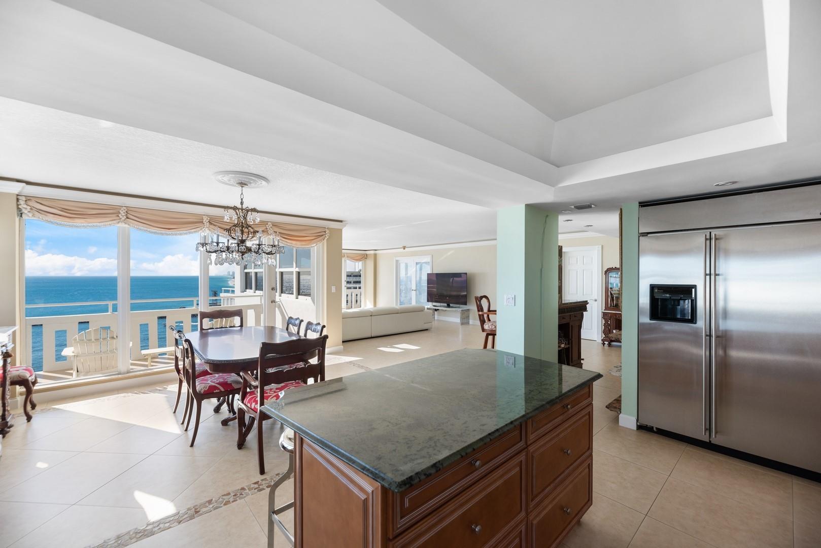 Everglades House Condo - Residential Lease